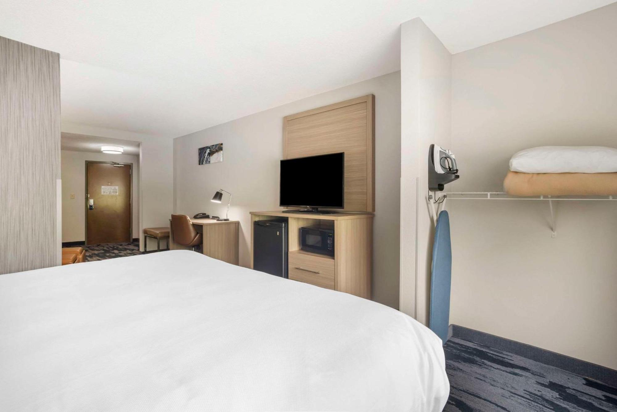 Comfort Suites At Westgate Mall Spartanburg Buitenkant foto